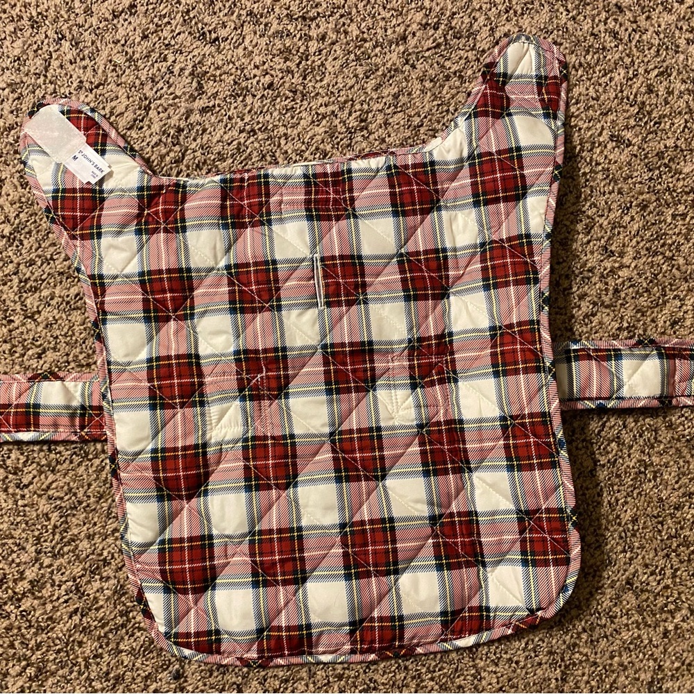 NWOT (never used) Medium size Dog winter plaid design puffy style jacket/vest